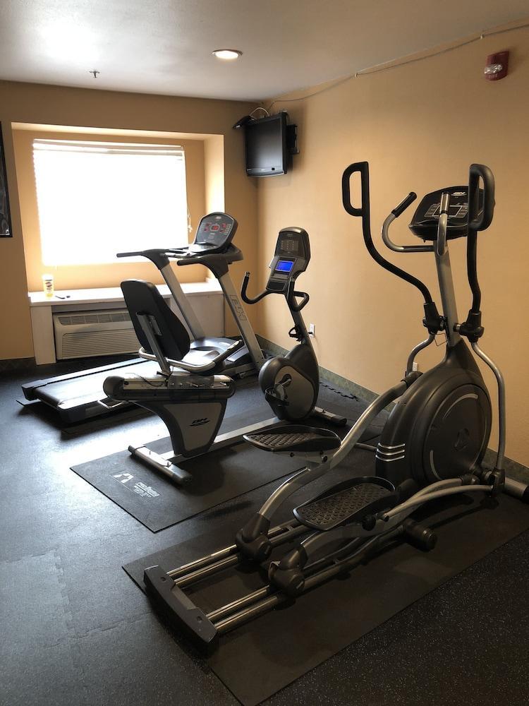 Days Inn & Suites By Wyndham Spokane Airport איירוויי הייטס מראה חיצוני תמונה